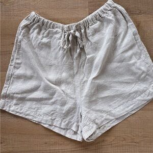 Gillian Steven’s linen shorts
